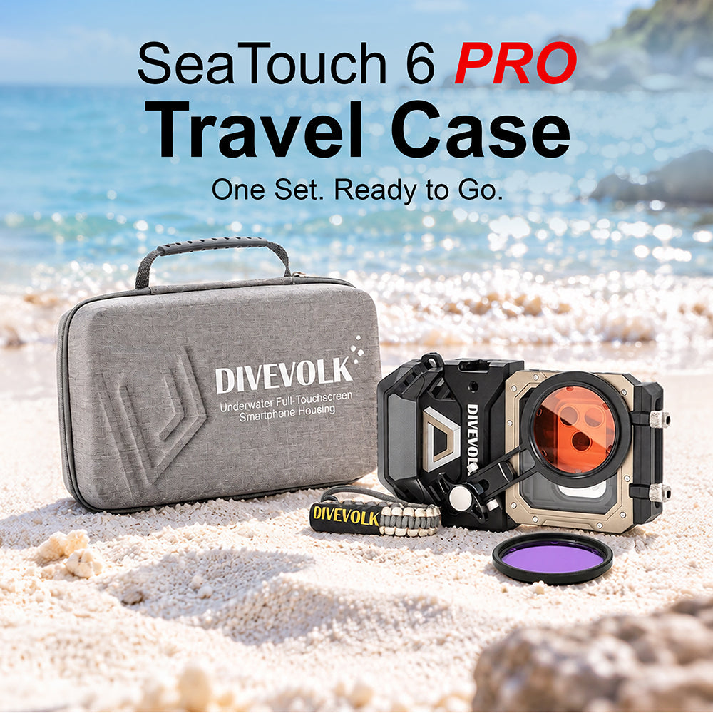 SeaTouch 6 PRO travel case with full kit on beach ¡ª grey carry case, housing with wide-angle lens, red filter, and paracord wrist strap ready for dive trip.