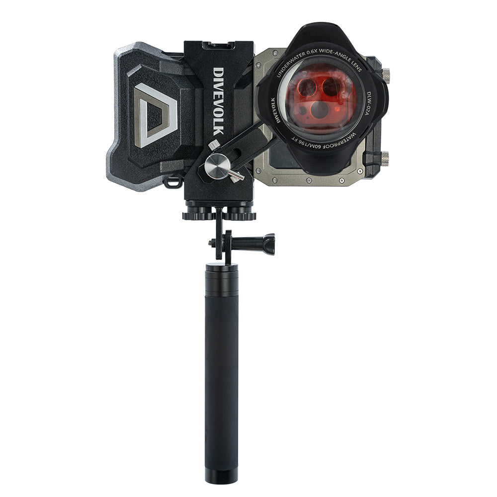 Divevolk SeaTouch 4 Max with wide angle lens & arm.