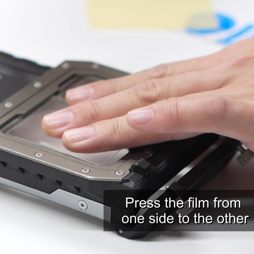 Applying DiveVolk Seatouch 4 Max screen film