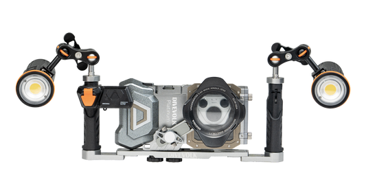 DIVEVOLK SeaTouch 4 Max Platinum Deep Dive Kit with dual light for iPhone and most Android smartphone, dive housing, waterproof phone case