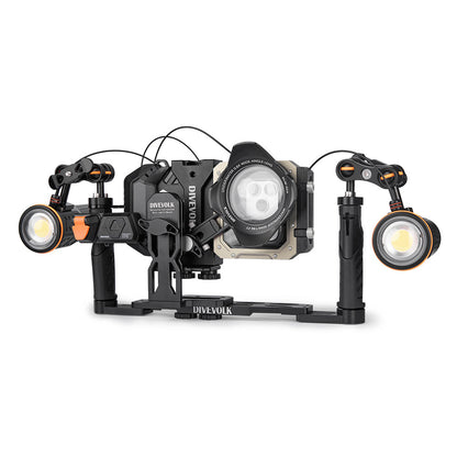 DIVEVOLK Quick-Switch Mount with SeaTouch 6 PRO housing, DLW-02A wide-angle lens and dual SL50 video lights in vertical shooting setup, white background.